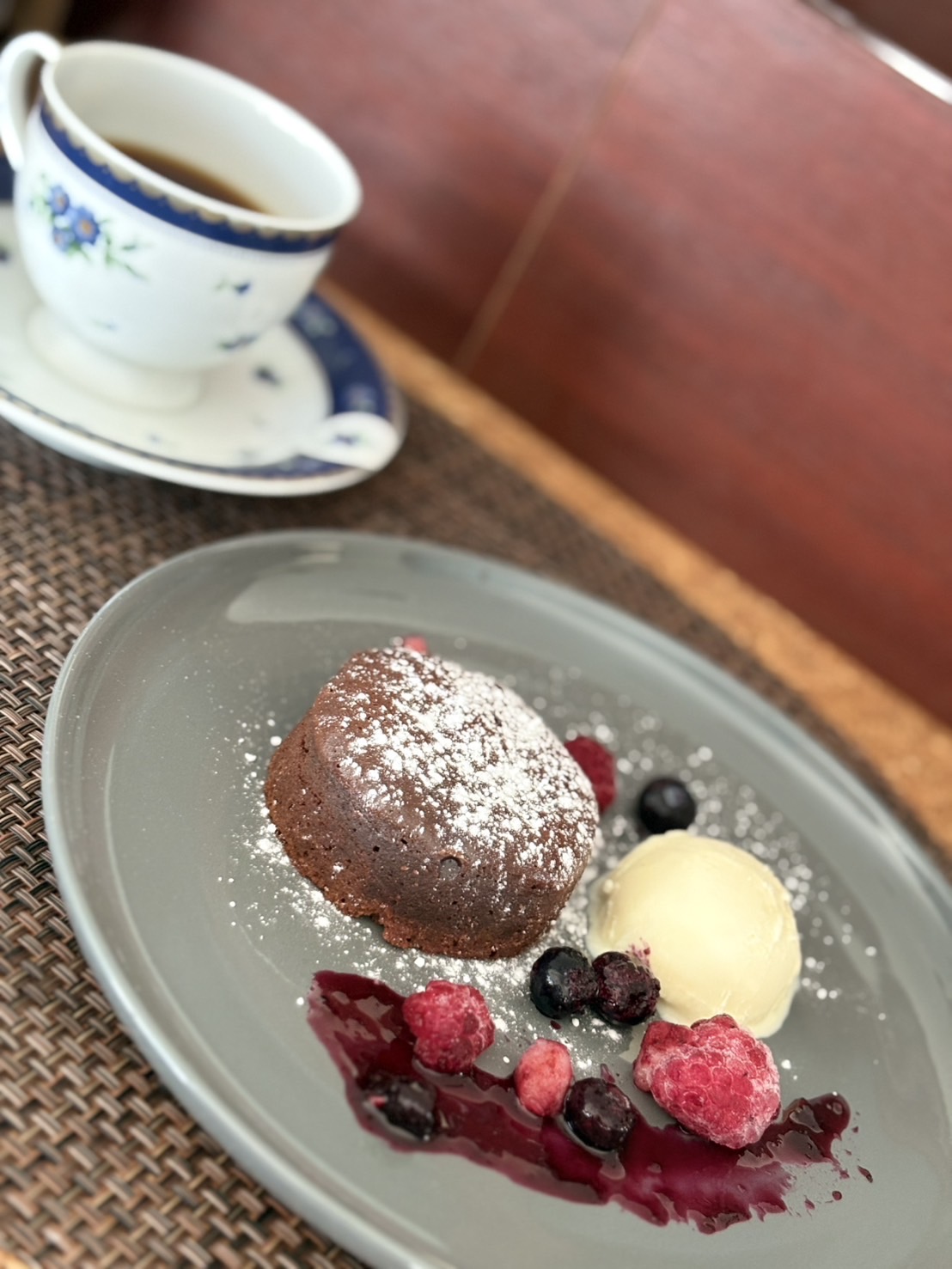 自家製シロップの特製レモンスカッシュ