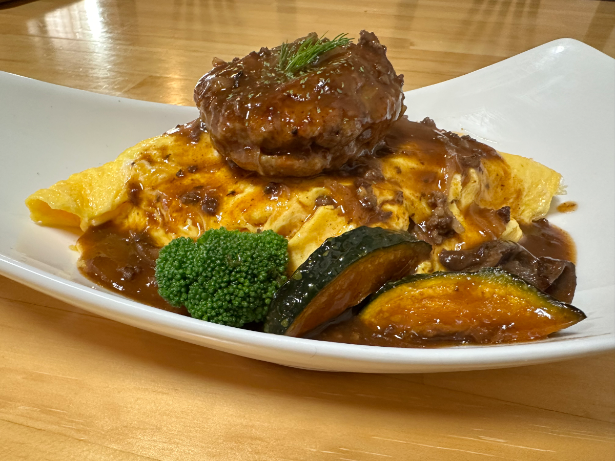 ハンバーグオムライス 1,480円(税込)