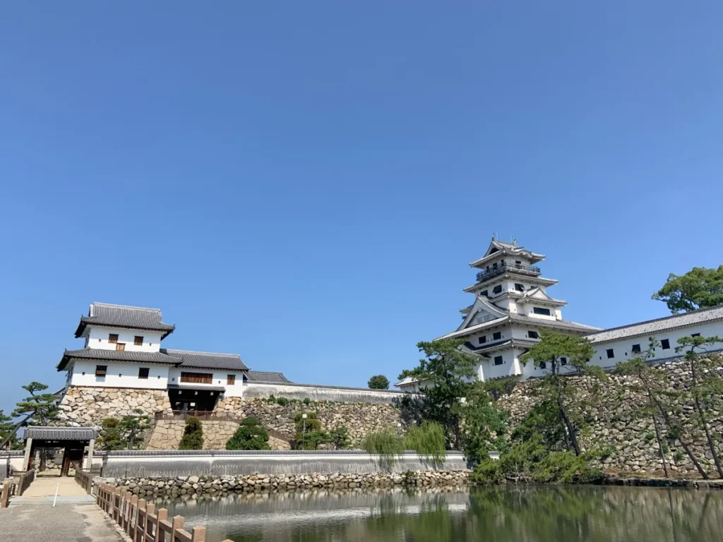 盛夏時節！今治市七月活動月曆，週六夜市與海灘開放熱鬧登場