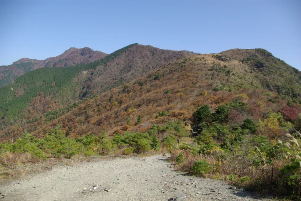 秋季駕車前往別子山。新居浜市九月豐收祭、賞月與休閒活動
