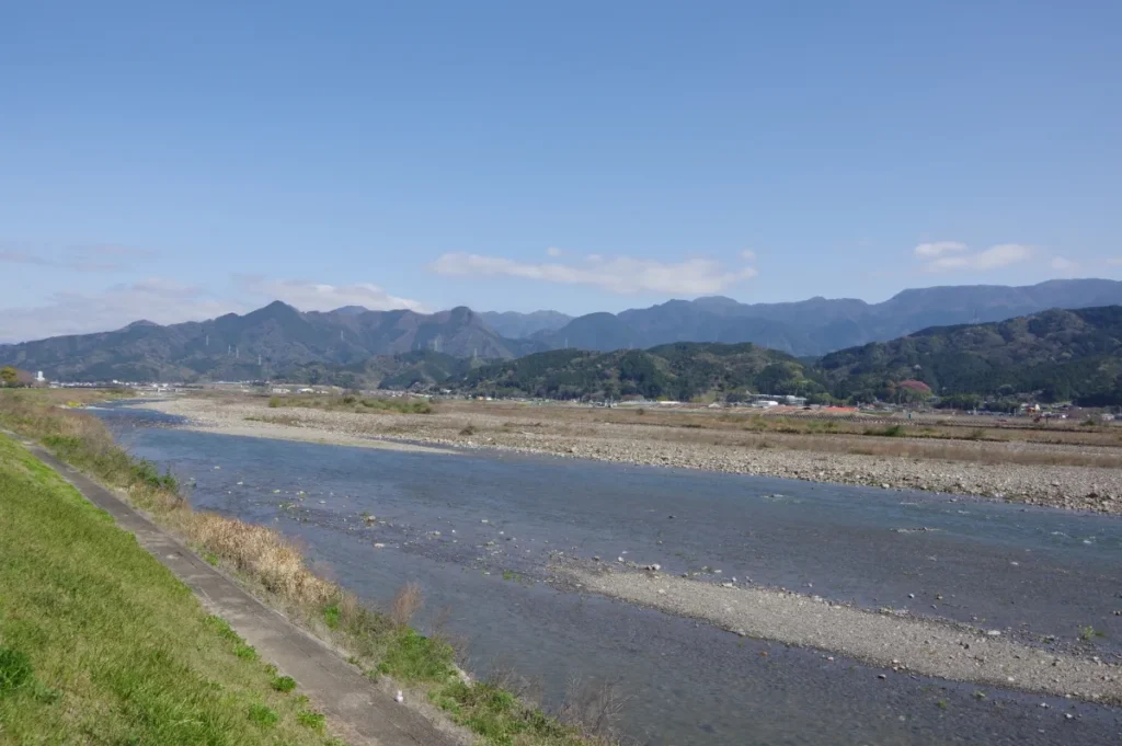 【必看】點燃夜空的觀月祭！東溫市8月的狂熱・花火大會＆夏日祭典月曆
